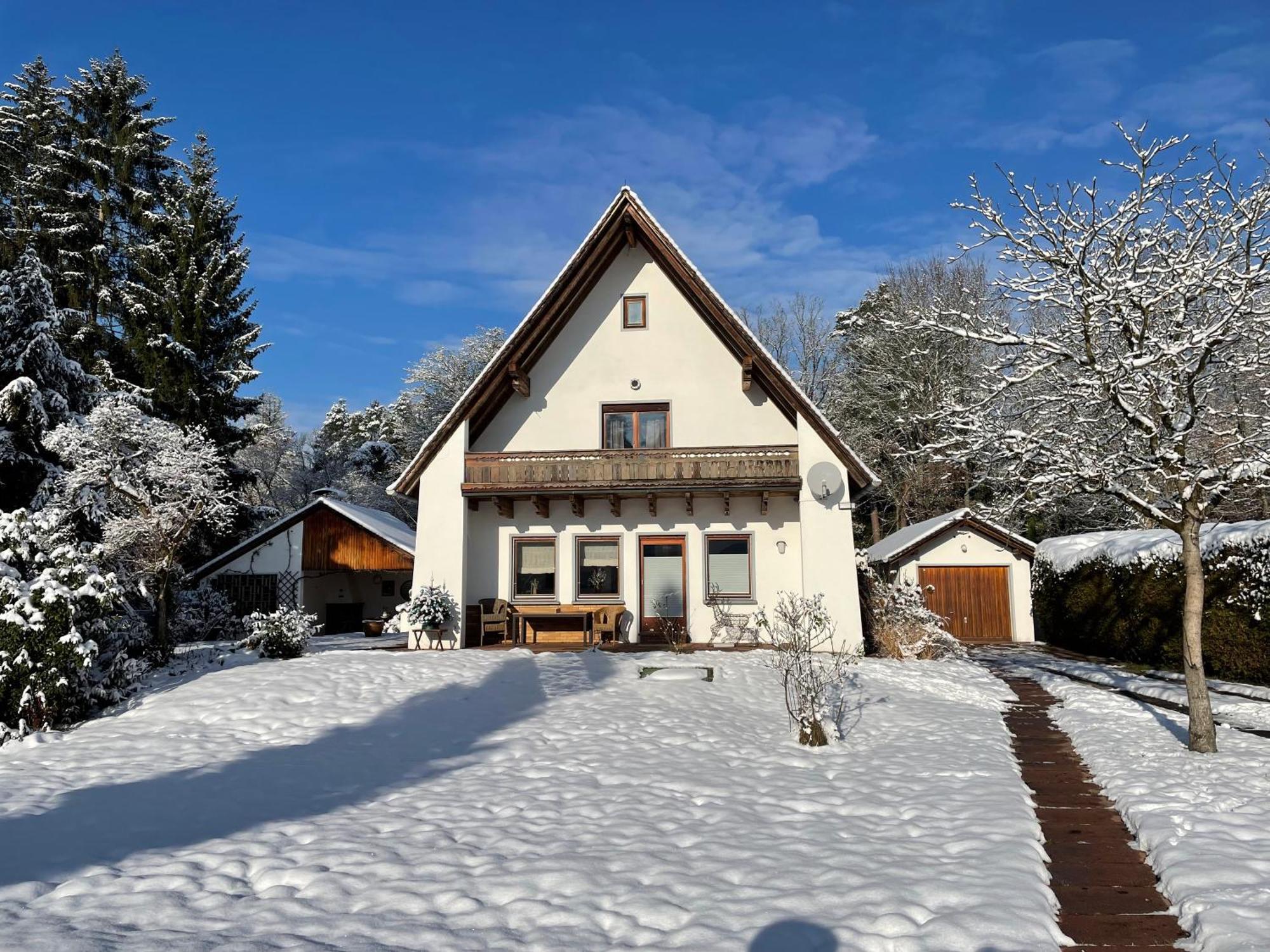 Messe- & Ferienhaus Gertraud Am Ludwigskanal, 24 H Self Check-In, Gratis Parken Wendelstein Luaran gambar